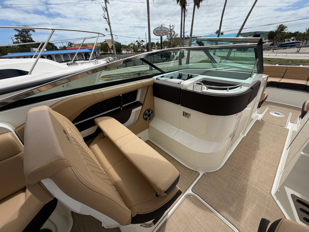 2026 Sea Ray SLX 310 Outboard 31.0 feet, Stuart, Florida #33