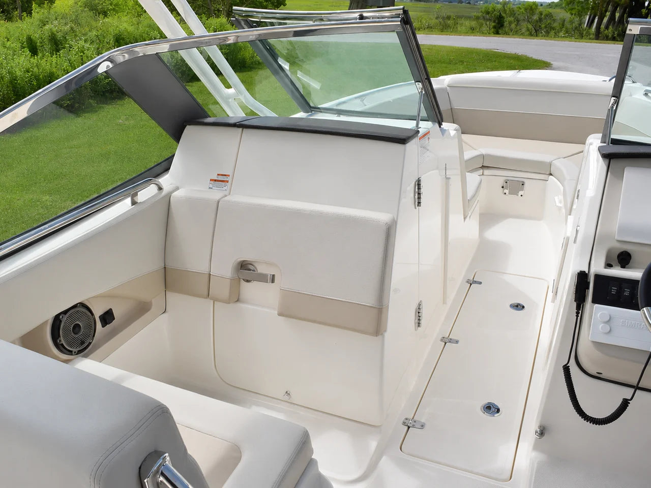 2026 Boston Whaler 240 Vantage 24.0 feet, Thunderbolt, GA #18