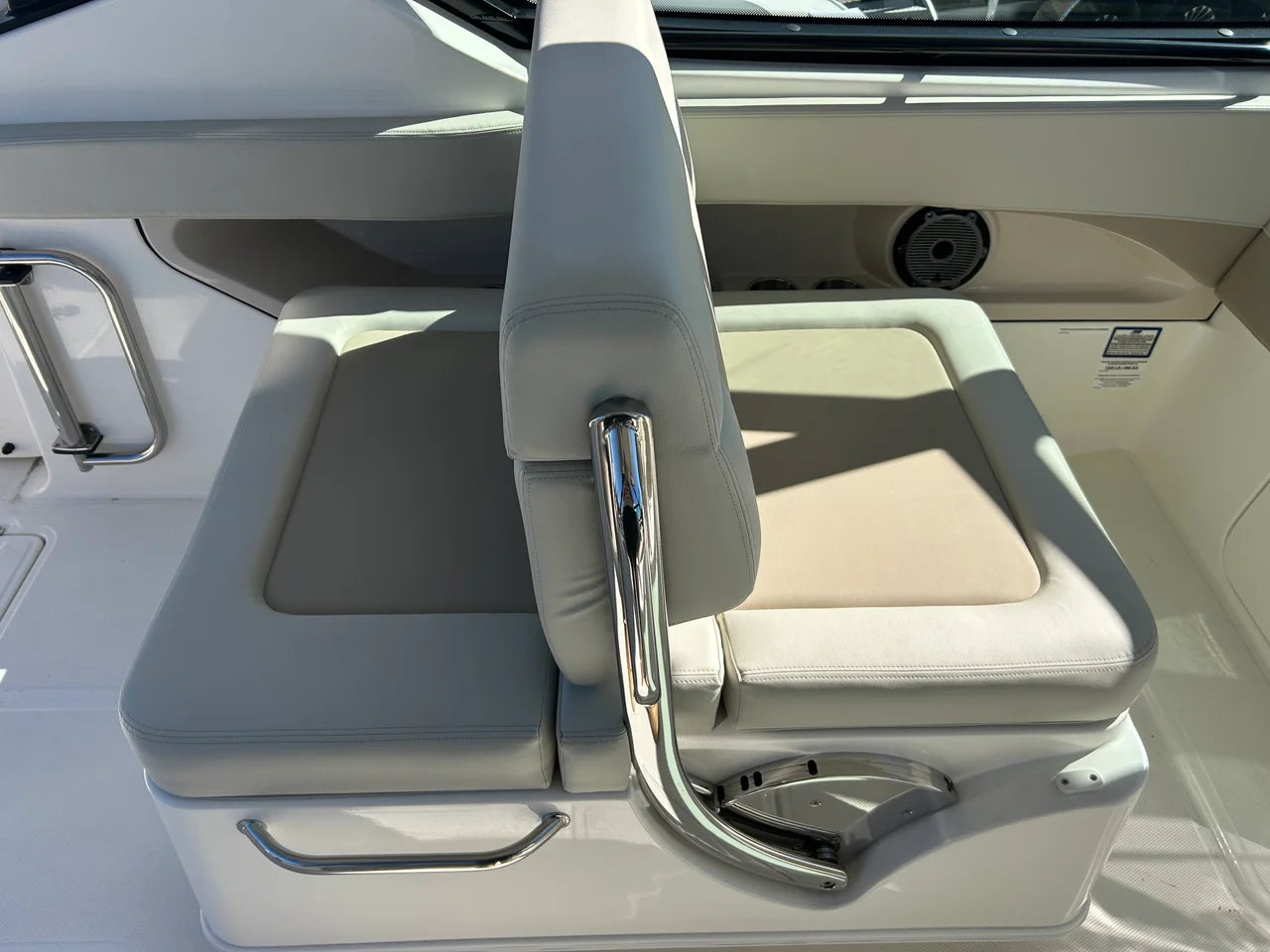 2026 Boston Whaler 280 Vantage 28.0 feet, Charleston, South Carolina #17