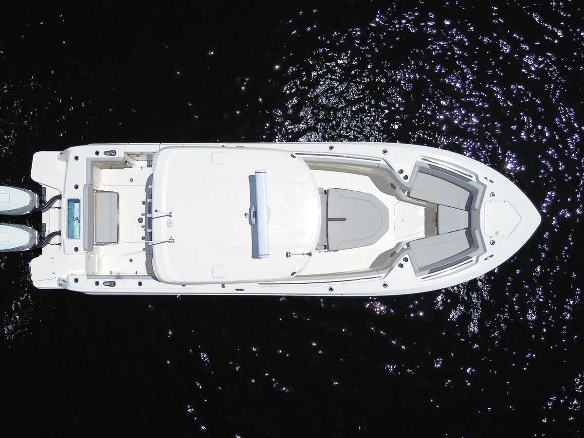 2026 Boston Whaler 330 Outrage 33.0 feet, Pompano Beach, Florida #19