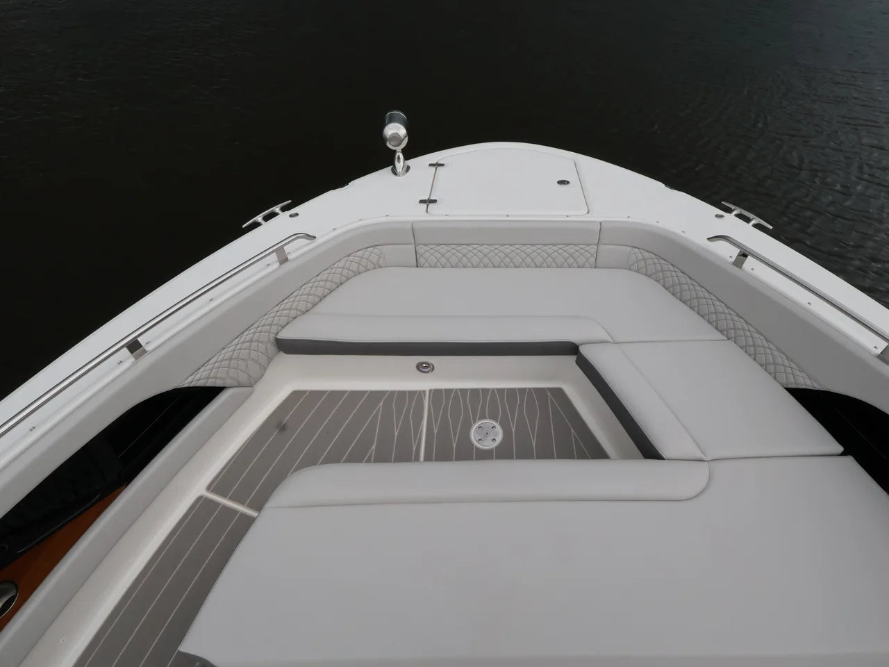 2026 Sea Ray Sundancer 370 Outboard 37.0 feet, Naples, Florida #62