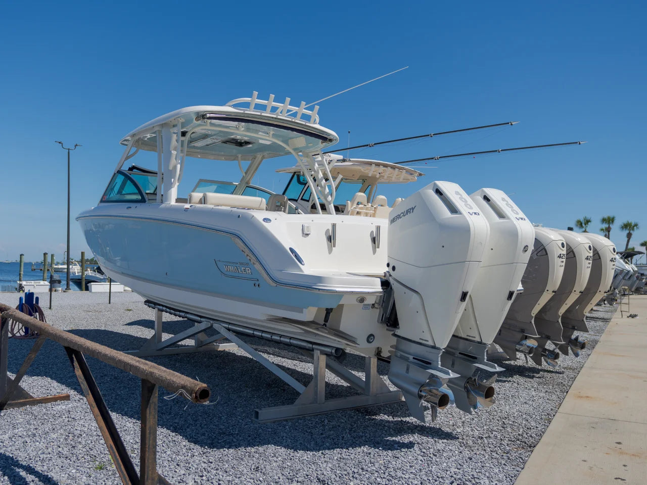2025 Boston Whaler VANTAGE 320 33.0 feet, Panama City Beach, Florida #4