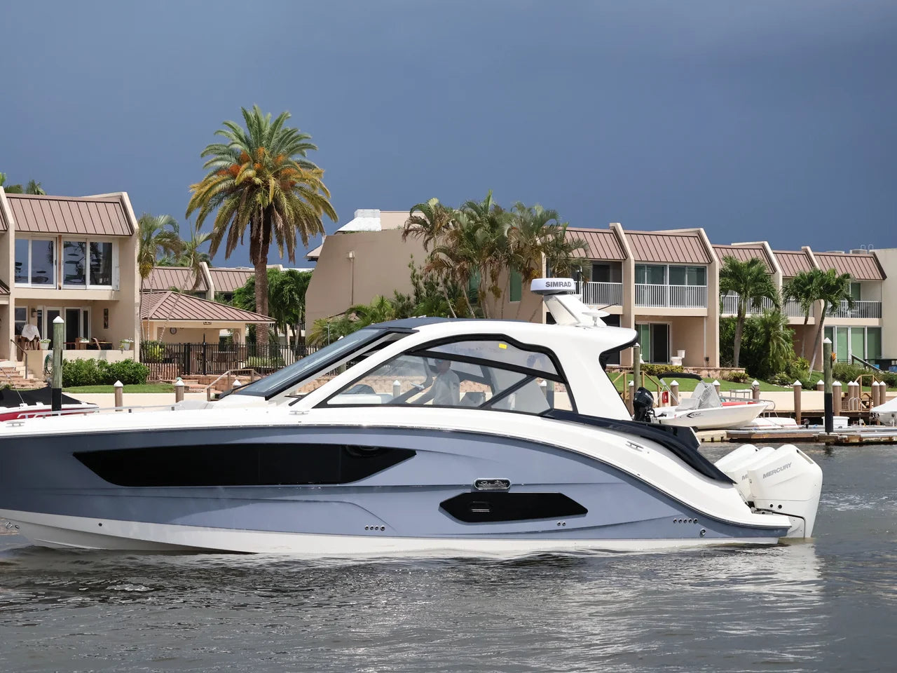 2026 Sea Ray Sundancer 370 Outboard 37.0 feet, Naples, Florida #4