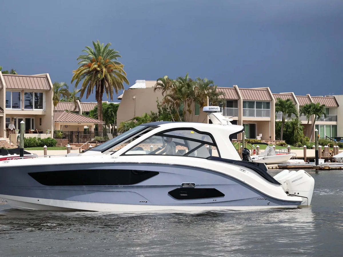 2026 Sea Ray Sundancer 370 Outboard 37.0 feet, Naples, Florida #4