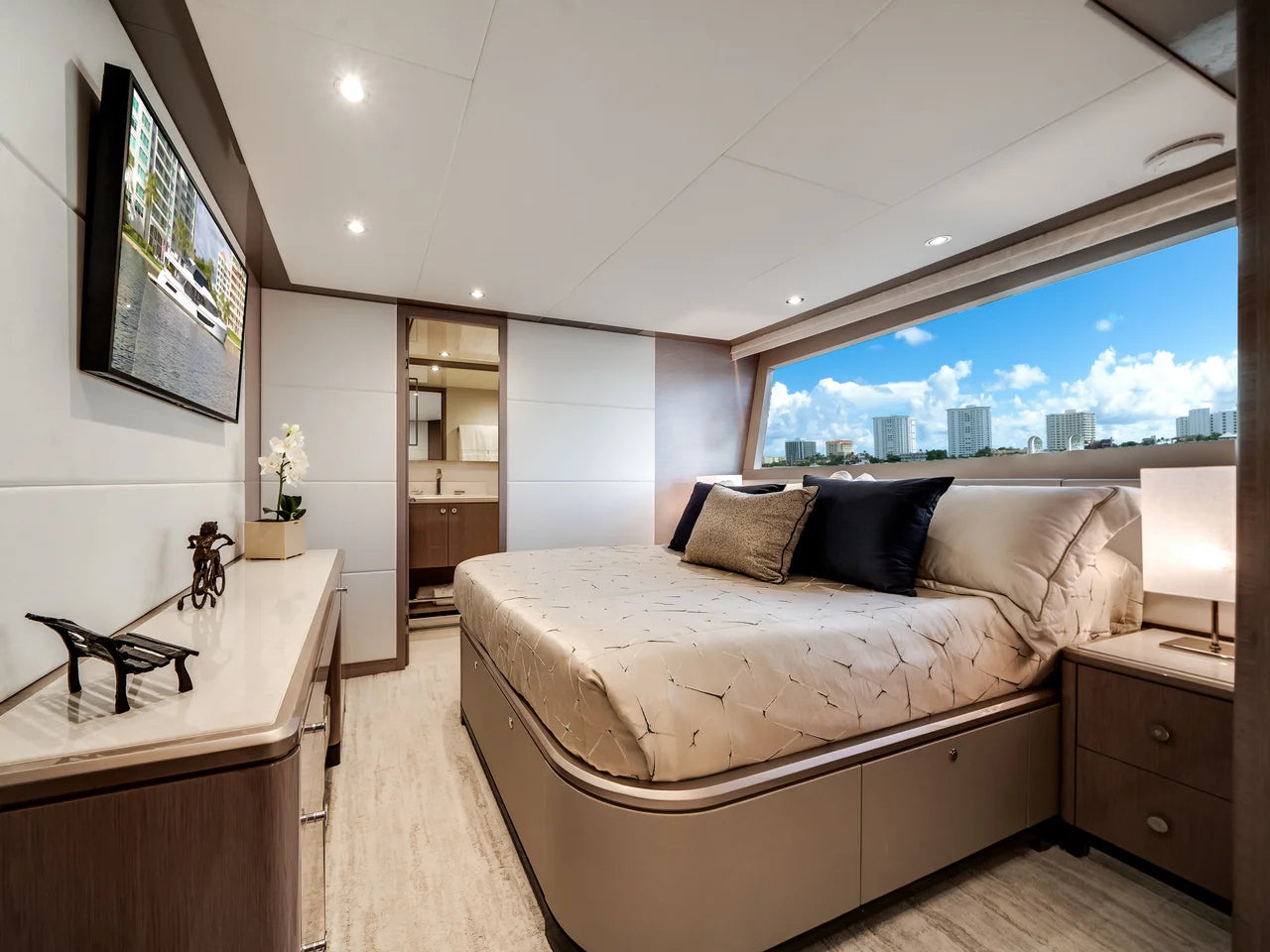 2022 Ocean Alexander 32L 106.0 feet, Boca Raton, FL #46