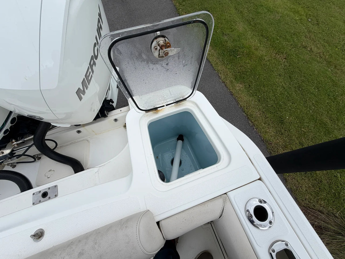2018 Boston Whaler 230 OUTRAGE 23.0 feet, Charleston, SC #30