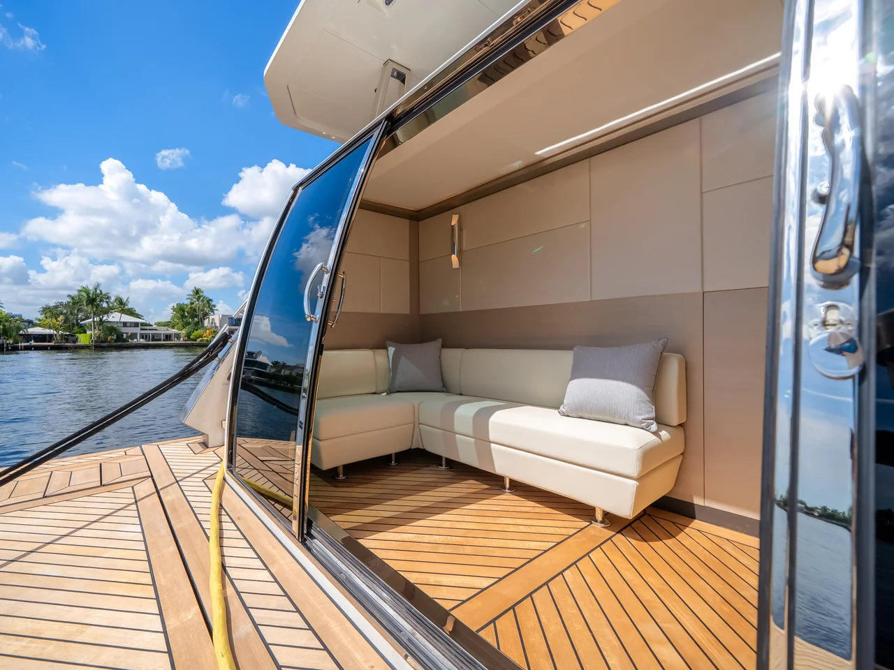 2025 Ocean Alexander 27R 88.0 feet, Fort Lauderdale, FL #11