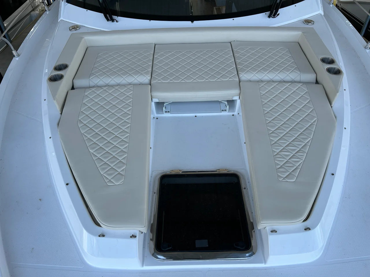 2024 Cruisers Yachts 42 Cantius 42.0 feet, Osage Beach, Missouri #18