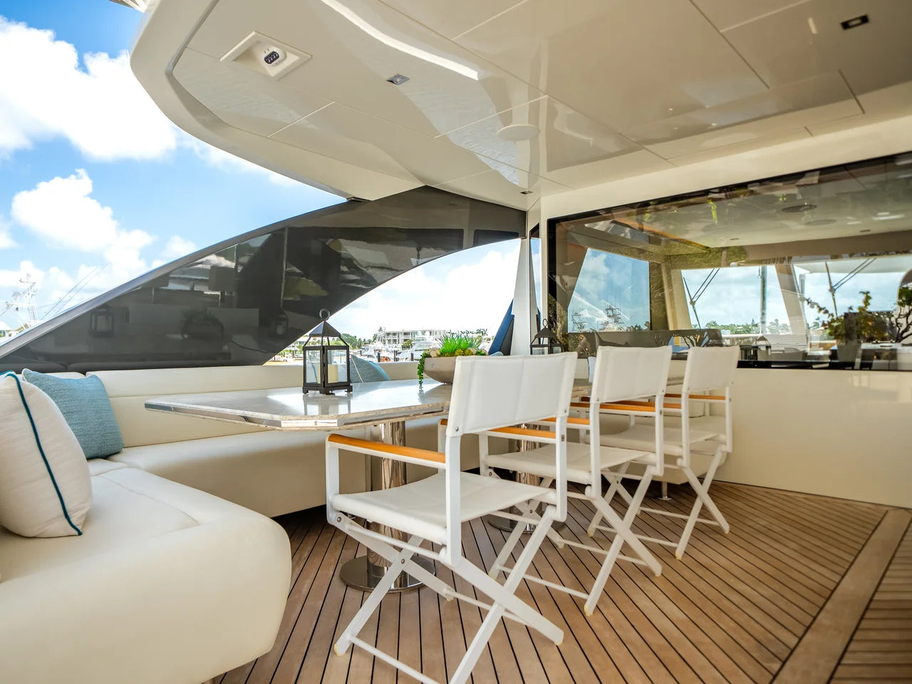 2023 Ocean Alexander 27R 88.0 feet, Ocean Reef, FL #95