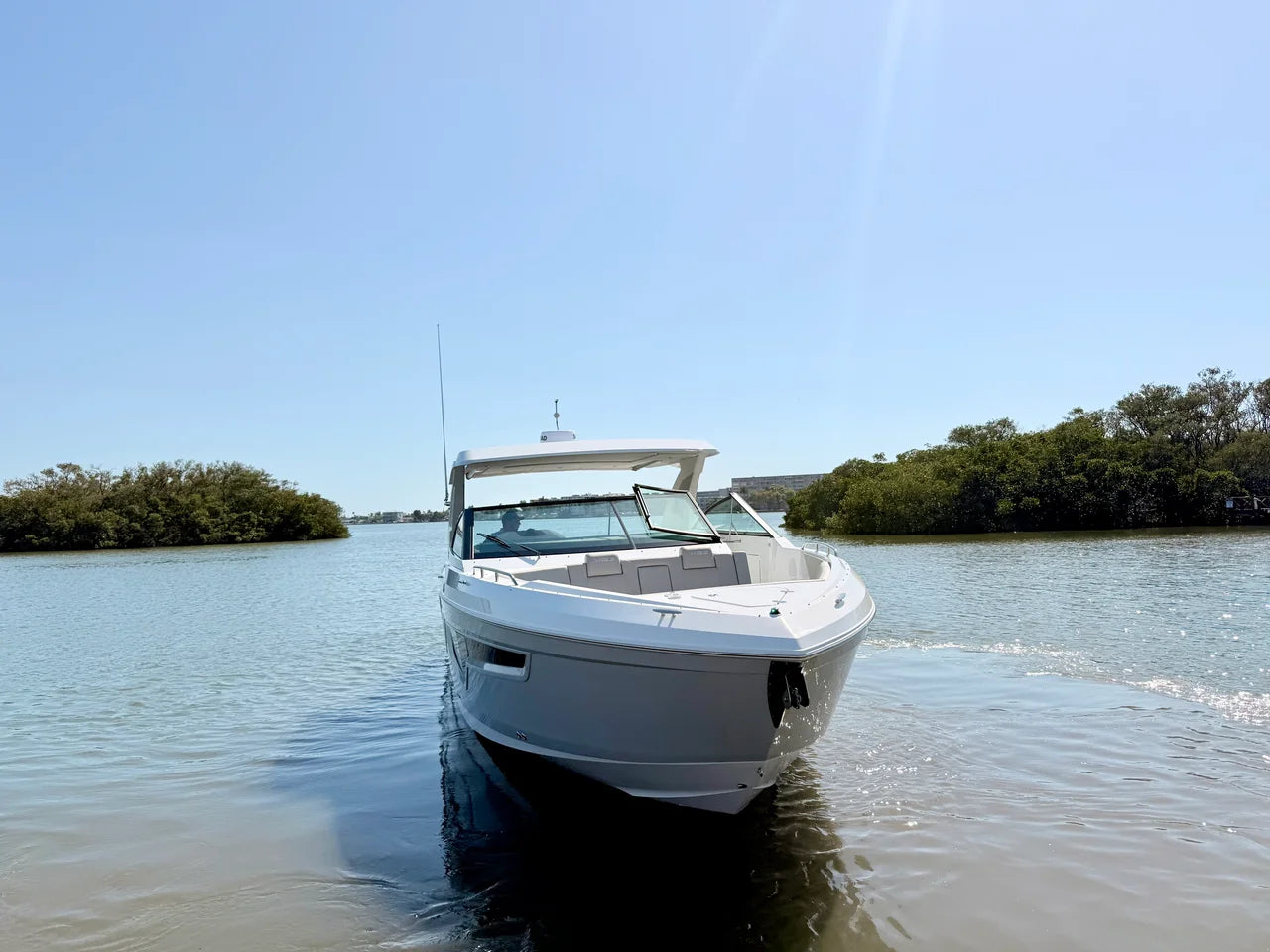 2026 Cruisers Yachts 34 GLS Outboard 34.0 feet, St Petersburg, FL #28