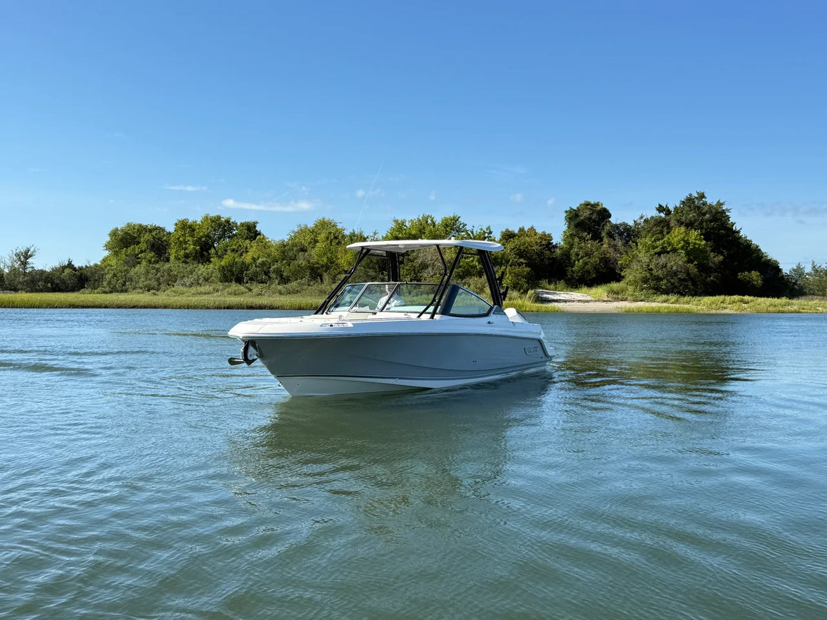 2027 Boston Whaler 240 Vantage 24.0 feet, Wrightsville Beach, North Carolina #3