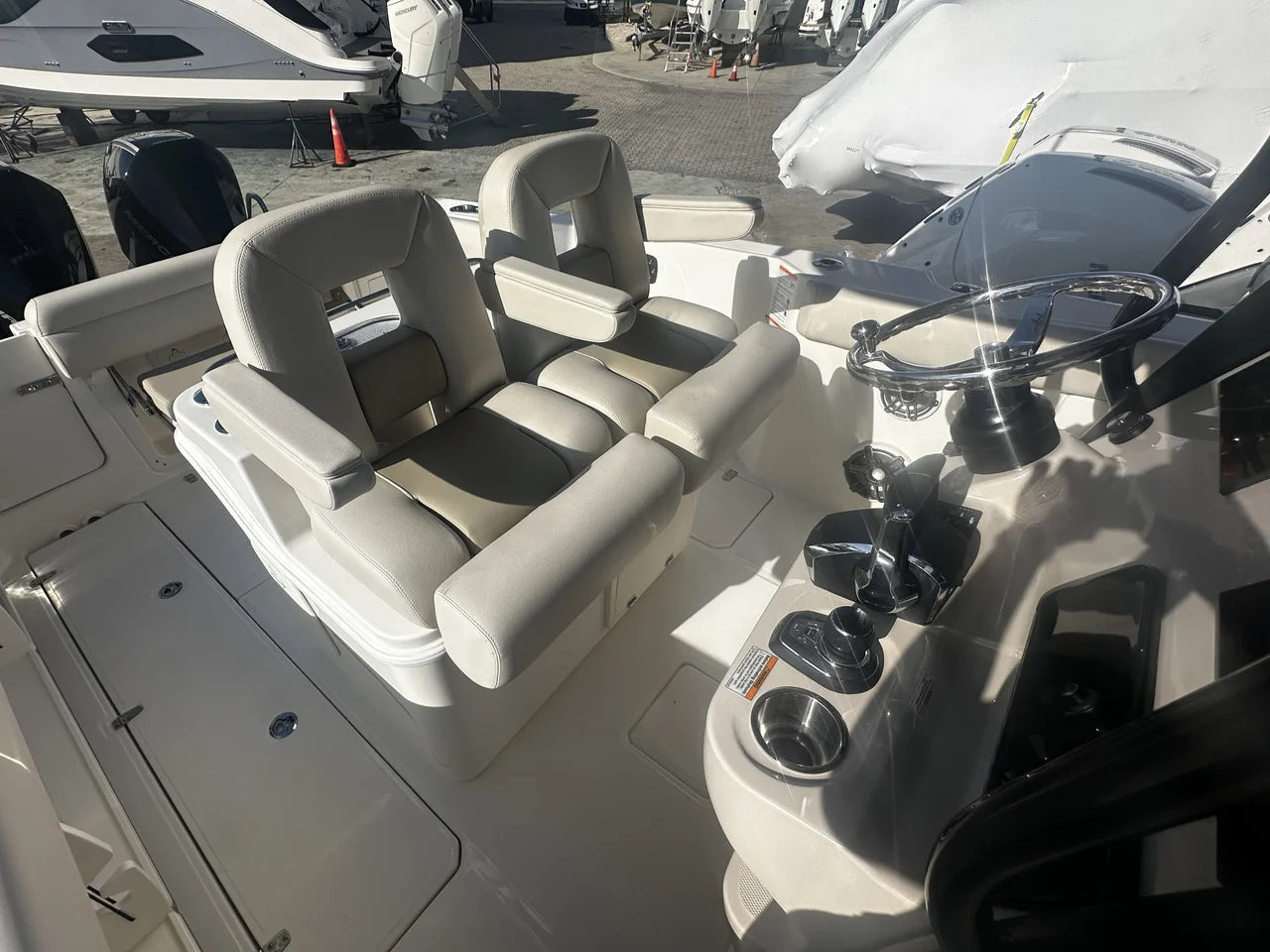 2026 Boston Whaler 280 Outrage 28.0 feet, Pompano Beach, Florida #20