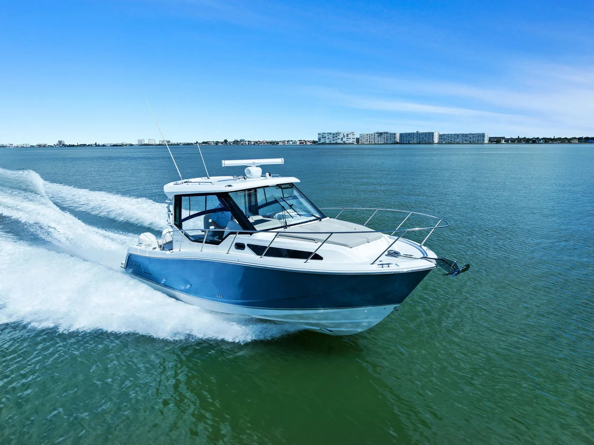 2023 Boston Whaler 325 CONQUEST 32.0 feet, St Petersburg, FL #16