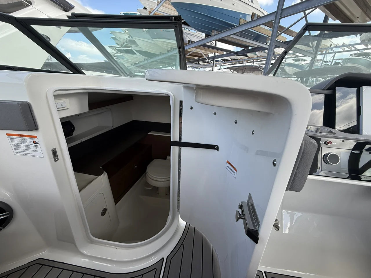 2026 Sea Ray SDX 290 Outboard 29.0 feet, Sarasota, FL #11