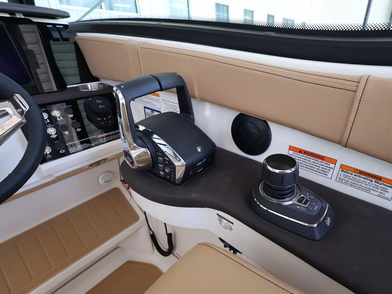 2026 Sea Ray Sundancer 320 Outboard 32.0 feet, Naples, Florida #21