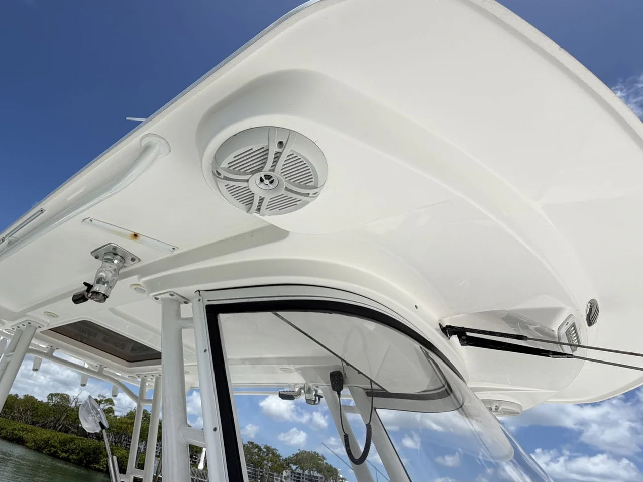 2017 EdgeWater 320 CC 31.0 feet, Jupiter, FL #18