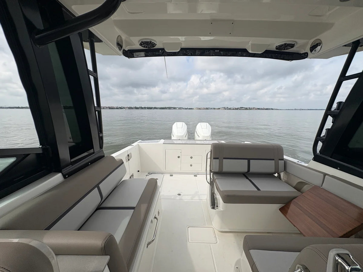 2025 Boston Whaler 330 Vantage 33.0 feet, Seabrook, TX #26