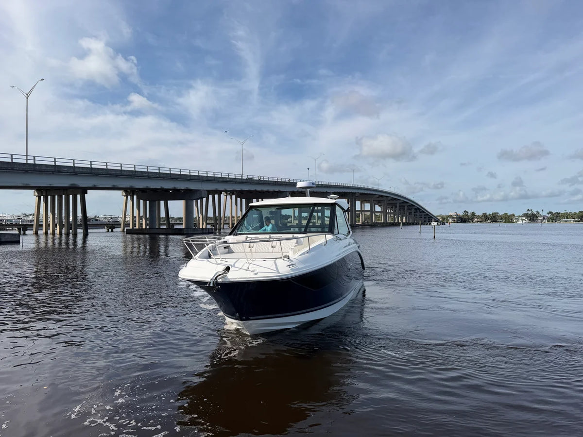 2027 Sea Ray Sundancer 320 Outboard 32.0 feet, Stuart, Florida #12