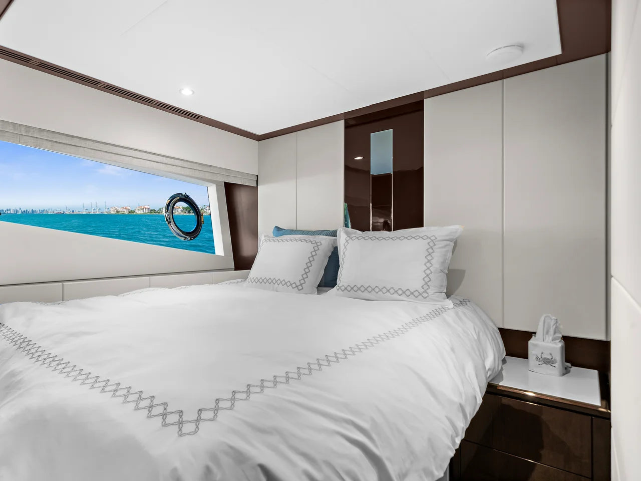 2024 Ocean Alexander 32L 106.0 feet, Miami, FL #32