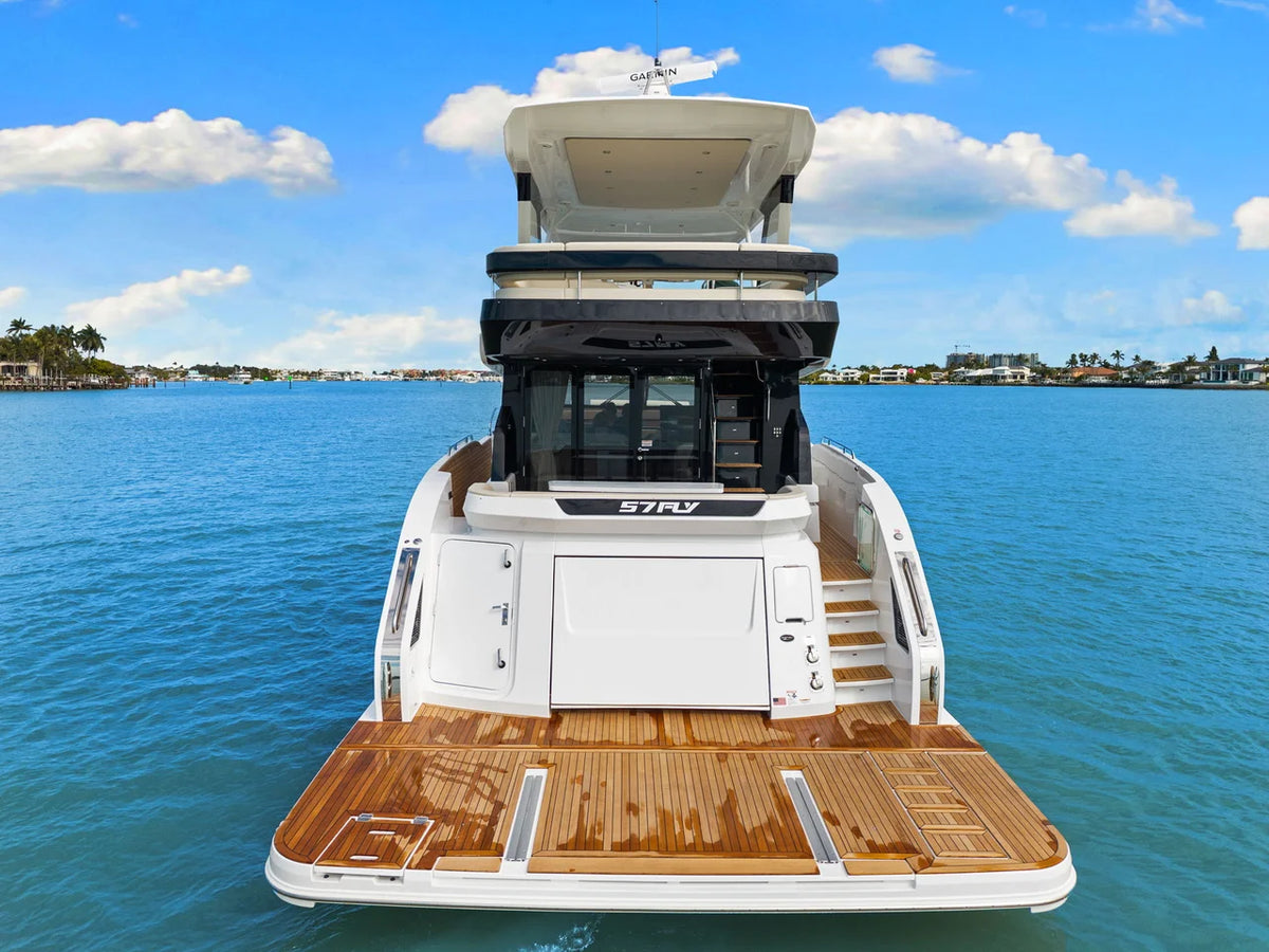 2026 Cruisers Yachts 57 FLY 57.0 feet, Miami, FL #8