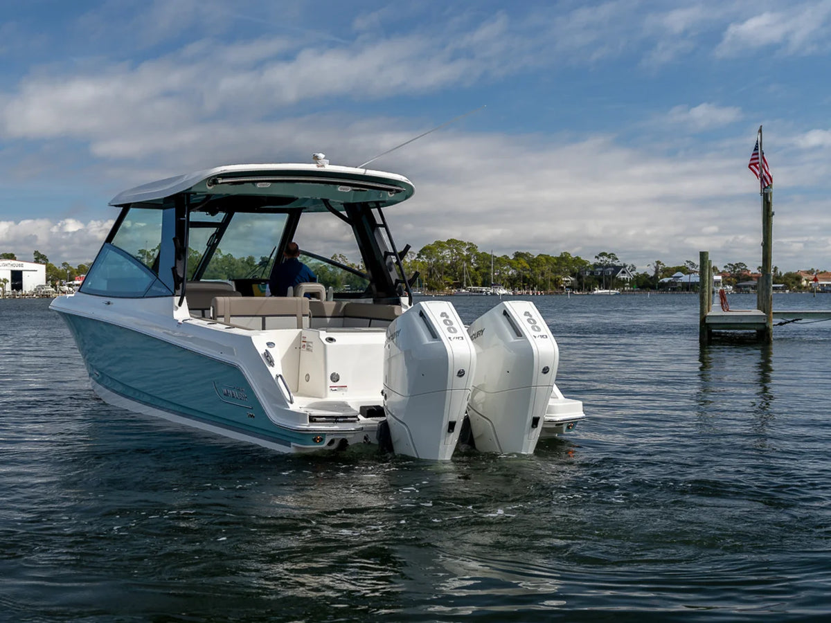 2026 Boston Whaler 330 Vantage 33.0 feet, Panama City, FL #4
