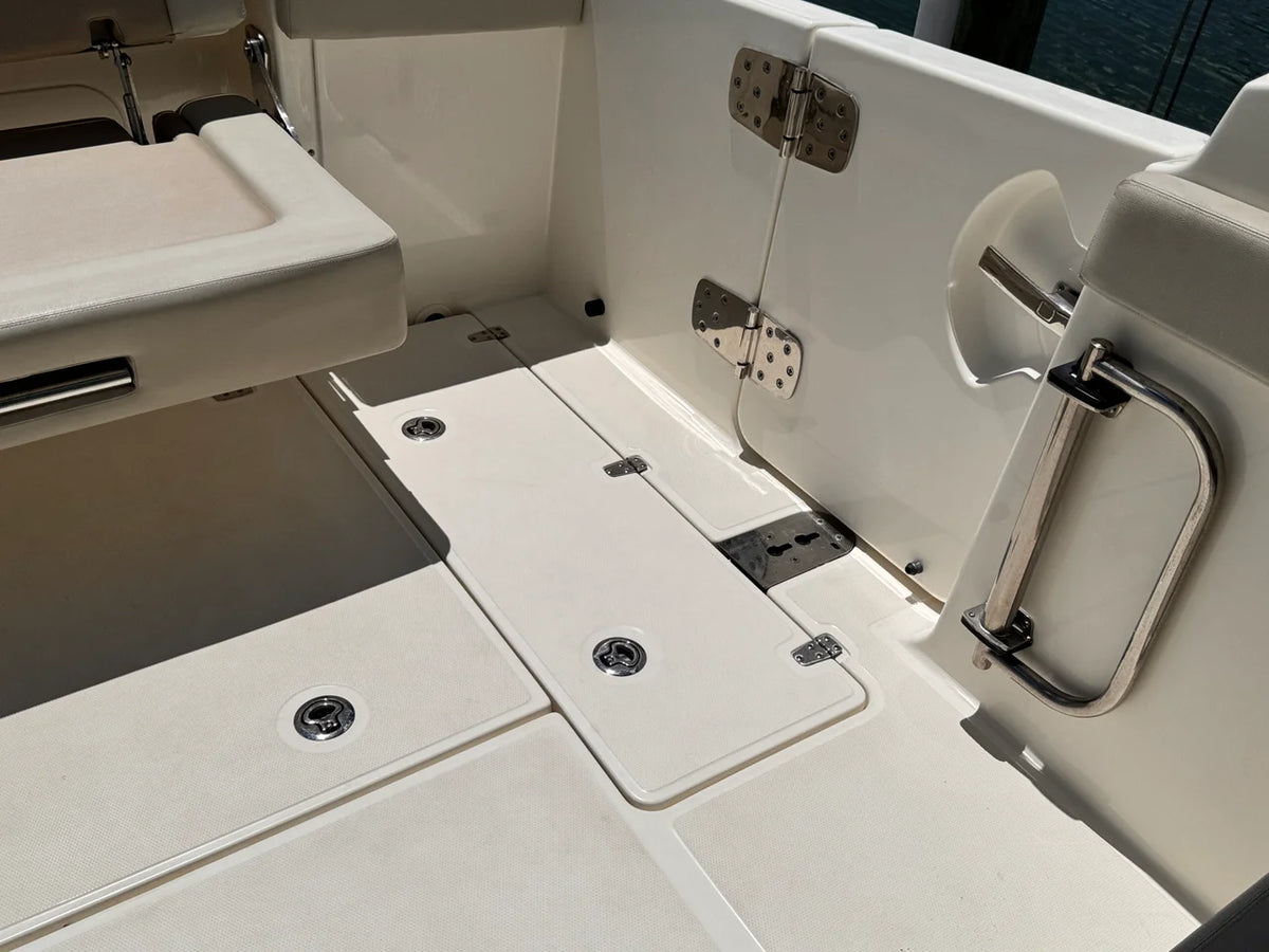 2022 Boston Whaler 280 VANTAGE 28.0 feet, St Petersburg, FL #24