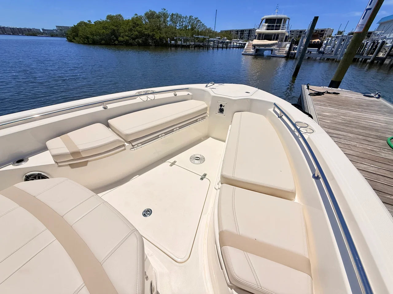 2027 Boston Whaler 280 Dauntless 28.0 feet, St Petersburg, FL #62
