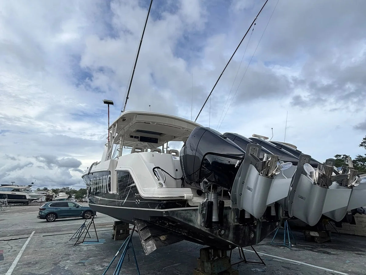 2022 Boston Whaler 420 OUTRAGE 42.0 feet, Clearwater, Florida #7