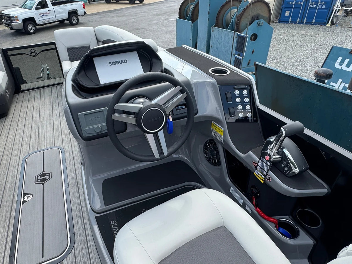 2027 Harris Sunliner 230 23.0 feet, Lake Hopatcong, NJ #14