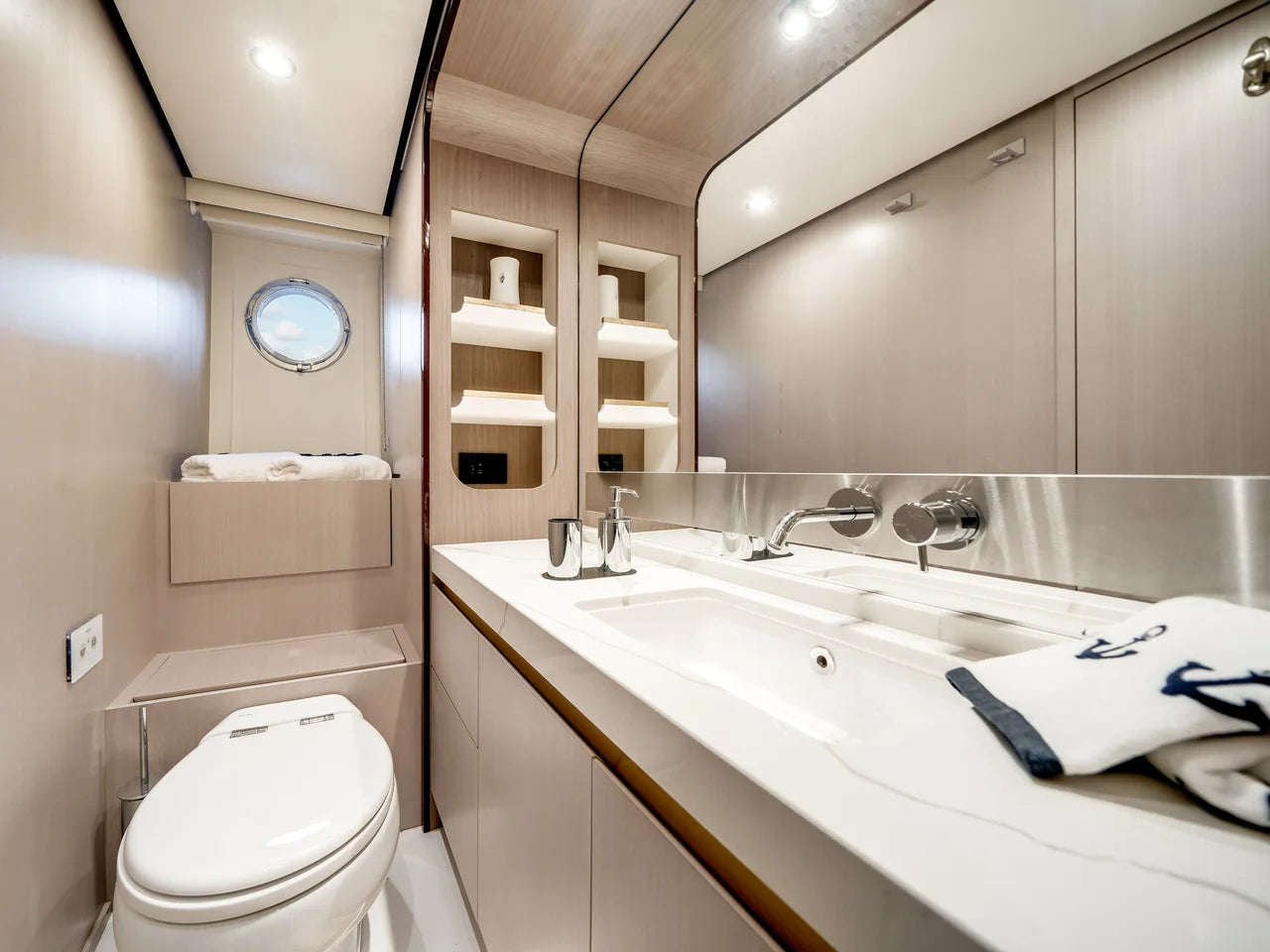 2022 Azimut 60 FLY 60.0 feet, Hollywood, Florida #32