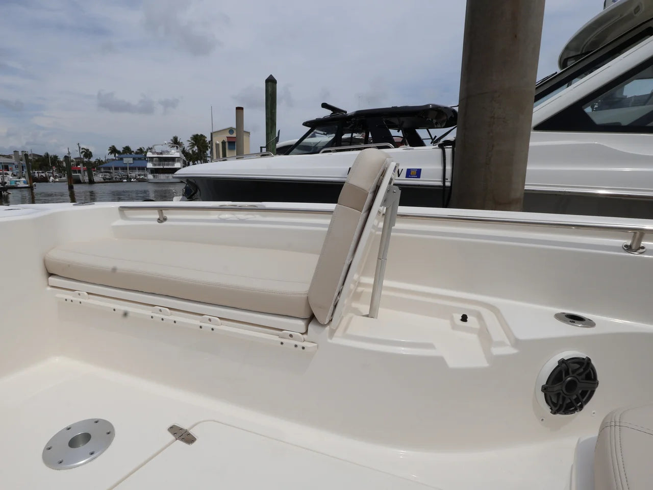 2023 Boston Whaler 280 Dauntless 28.0 feet, Naples, Florida #17
