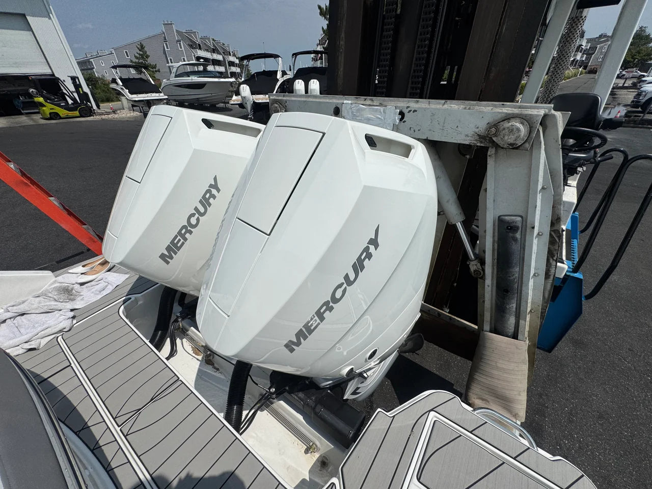 2027 Sea Ray SLX 310 Outboard 31.0 feet, Somers Point, New Jersey #5