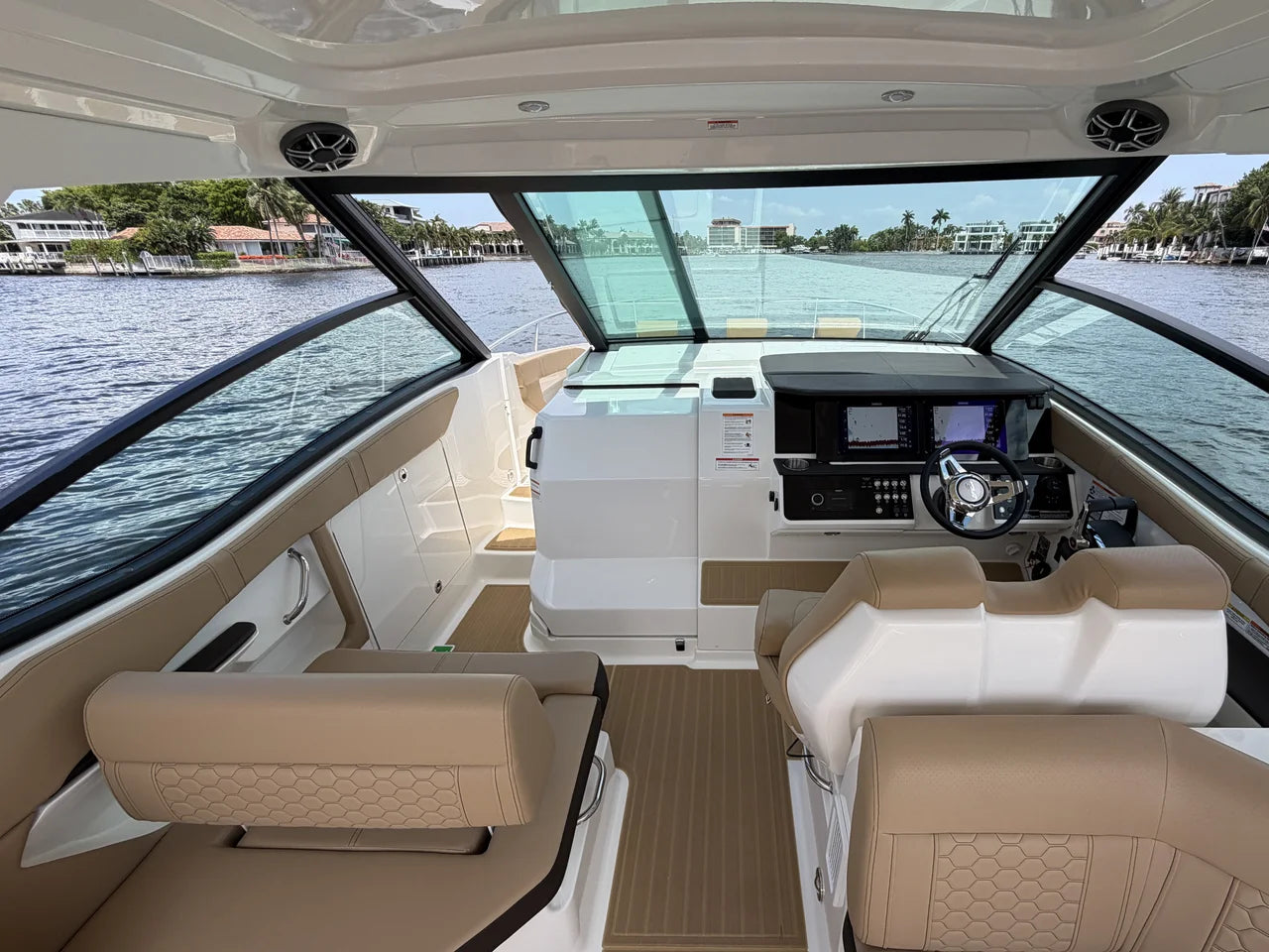 2026 Sea Ray Sundancer 320 Outboard 32.0 feet, Miami, FL #36
