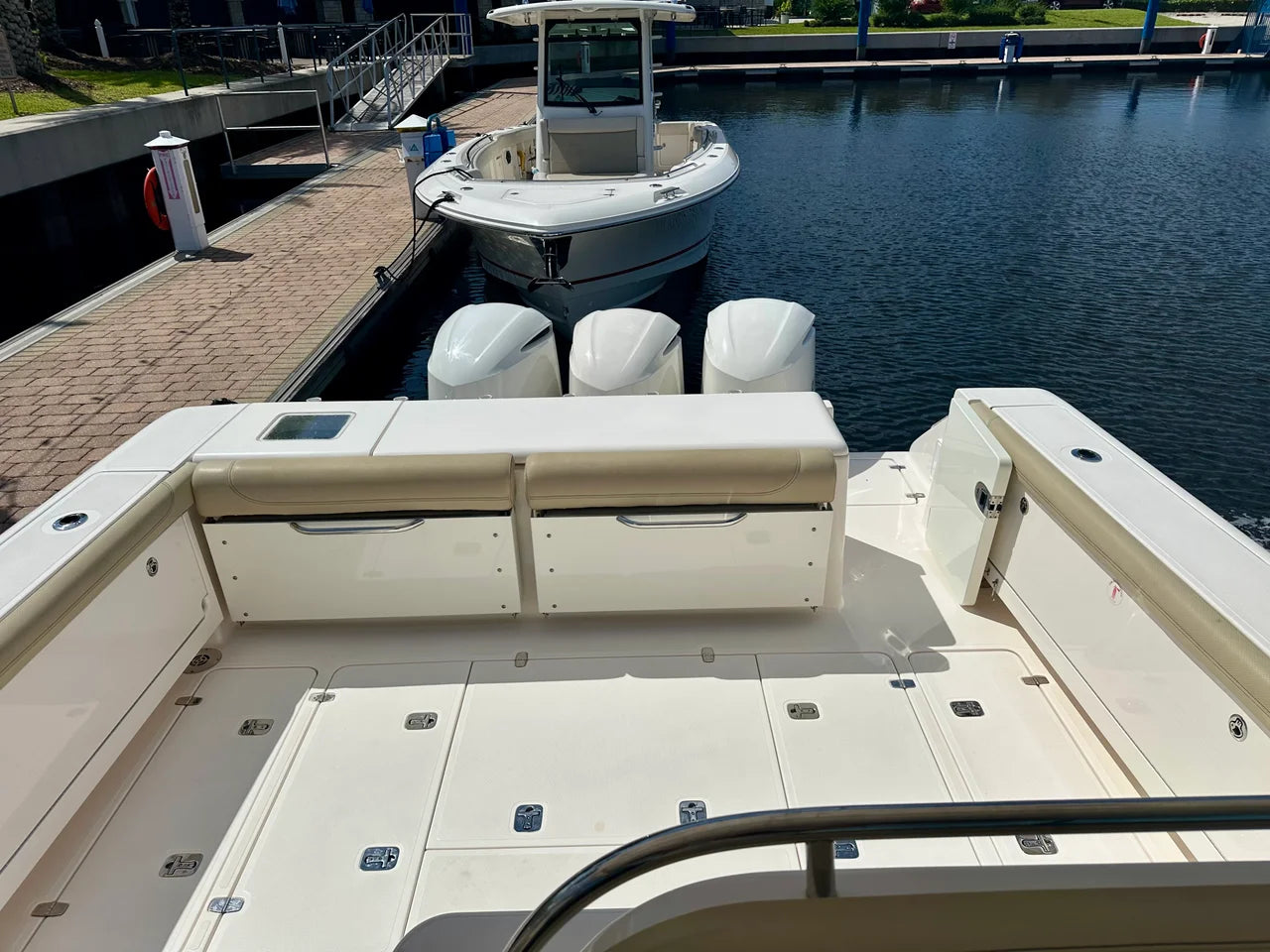2017 Pursuit OS 385 OFFSHORE 39.0 feet, Fort Myers, Florida #32