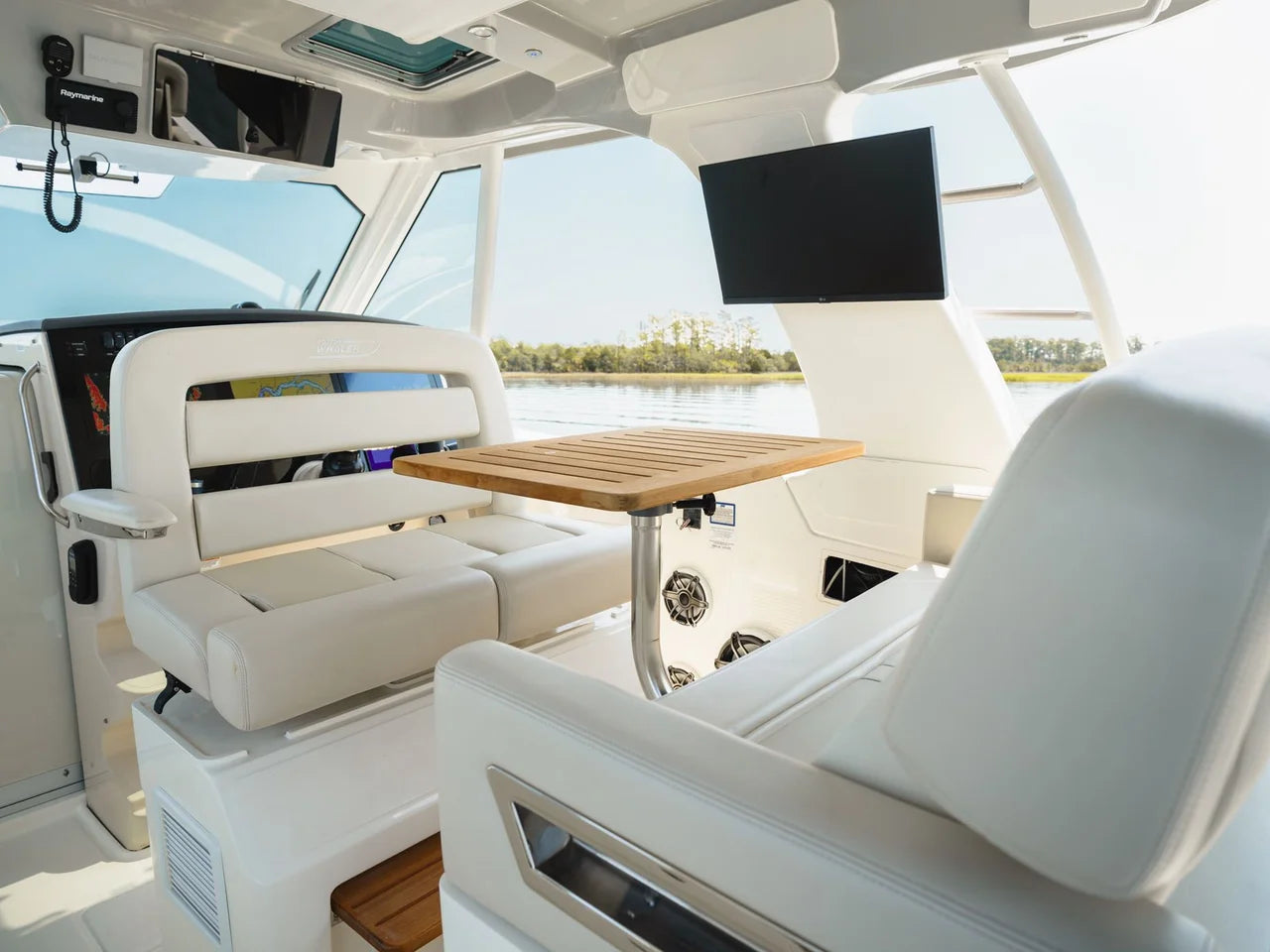 2022 Boston Whaler 380 Realm 38.0 feet, Charleston, SC #11
