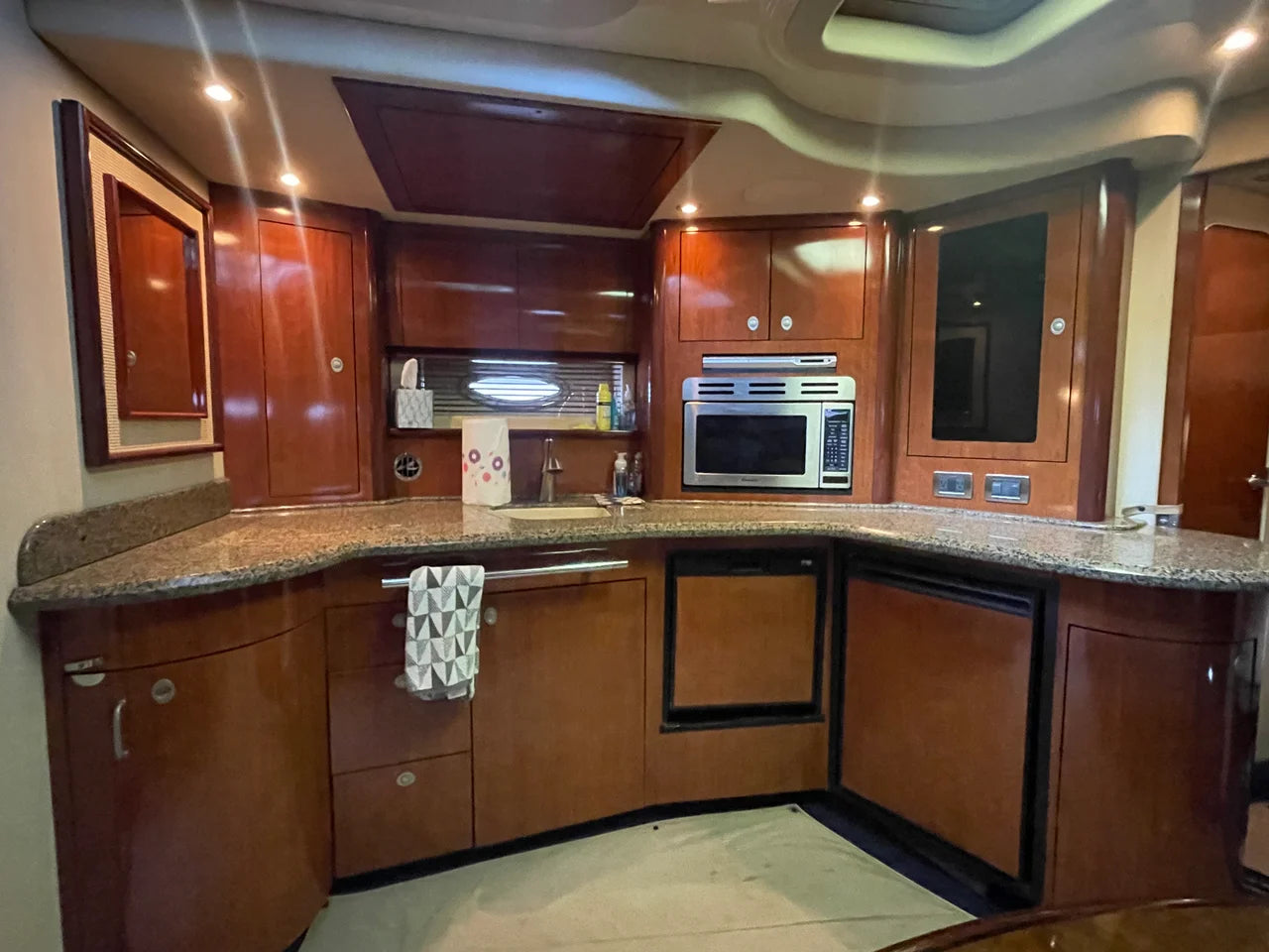 2005 Sea Ray 420 SUNDANCER 45.0 feet, Seabrook, TX #31