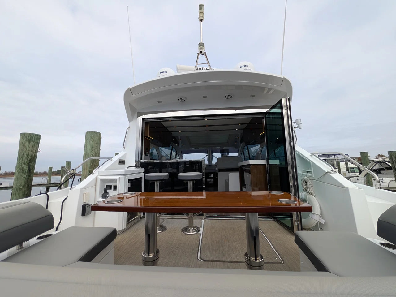 2022 Cruisers Yachts 54 Cantius 54.0 feet, Grasonville, MD #65
