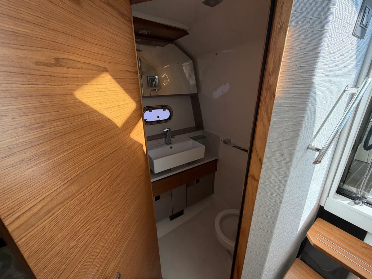 2022 Tiara Yachts 43 LS 43.0 feet, Excelsior, Minnesota #30