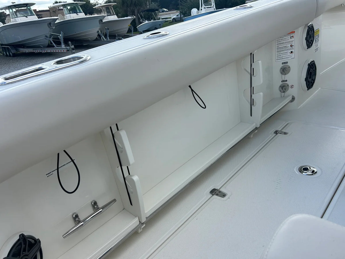 2027 Boston Whaler 250 Outrage 25.0 feet, Gulf Shores, AL #9