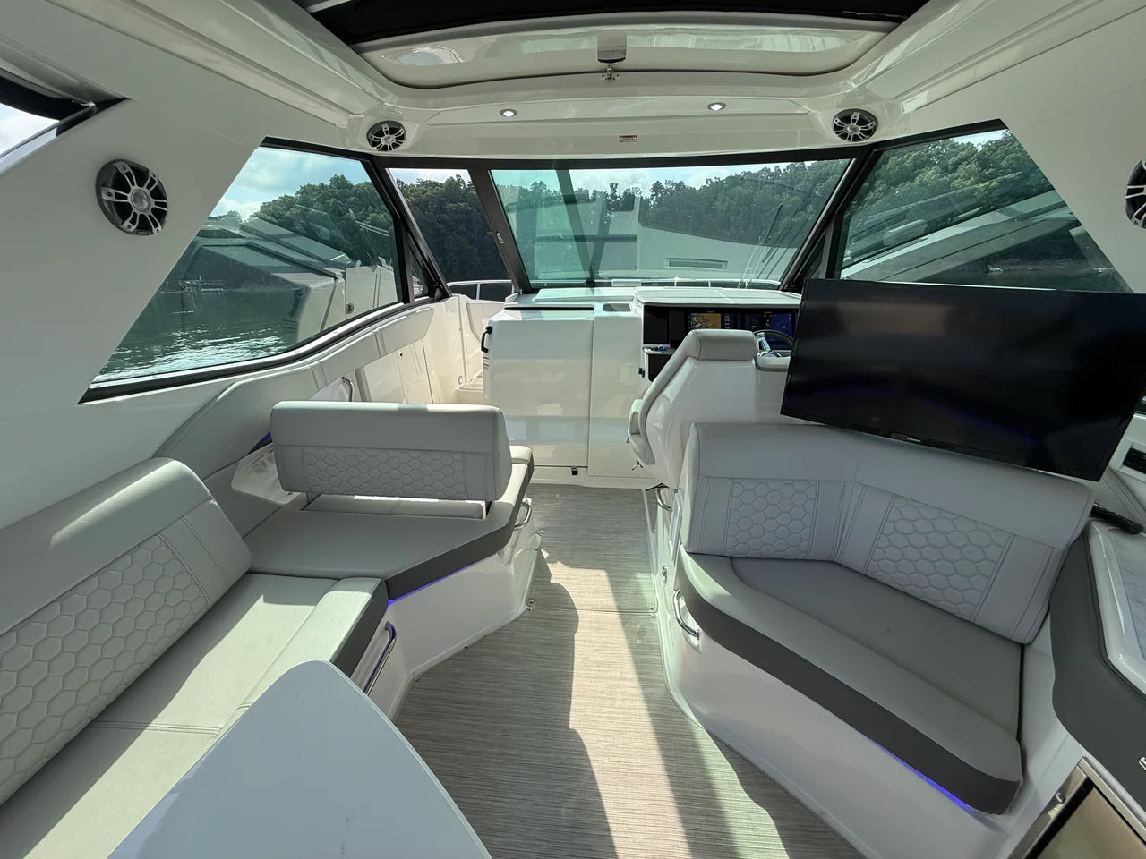 2024 Sea Ray 320 SUNDANCER 32.0 feet, Cumming, GA #27