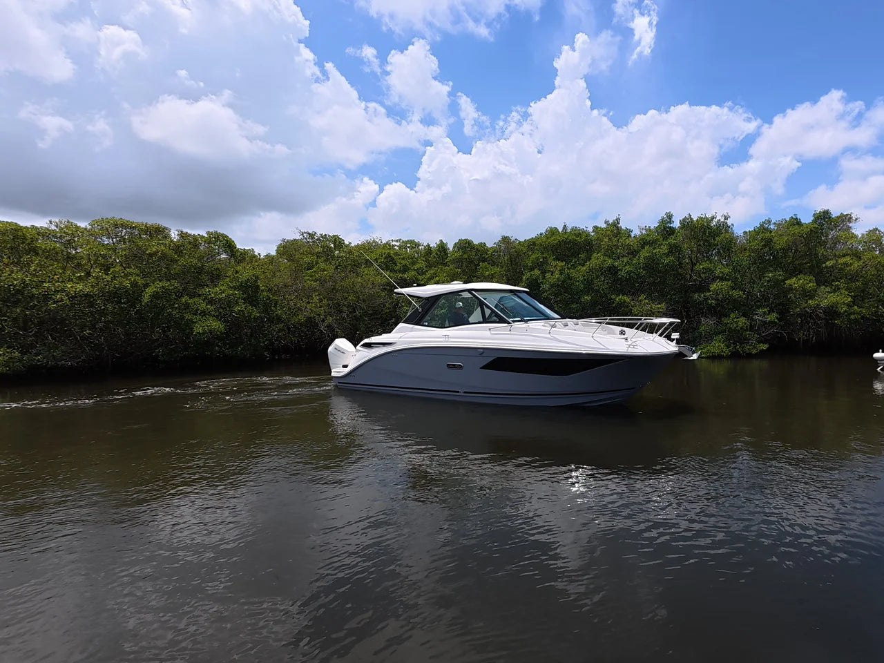 2026 Sea Ray Sundancer 320 Outboard 32.0 feet, Clearwater, Florida #10