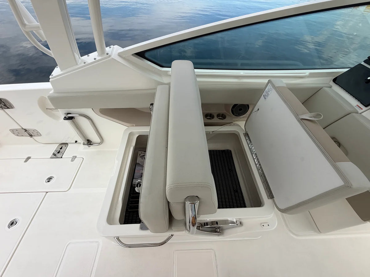 2027 Boston Whaler 280 Vantage 28.0 feet, Rogers, MN #38