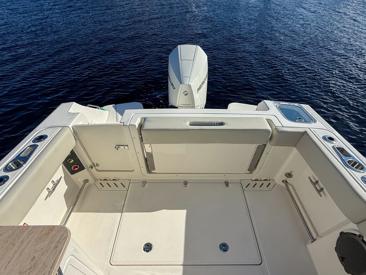 2027 Boston Whaler 240 Vantage 24.0 feet, Fort Myers, FL #14