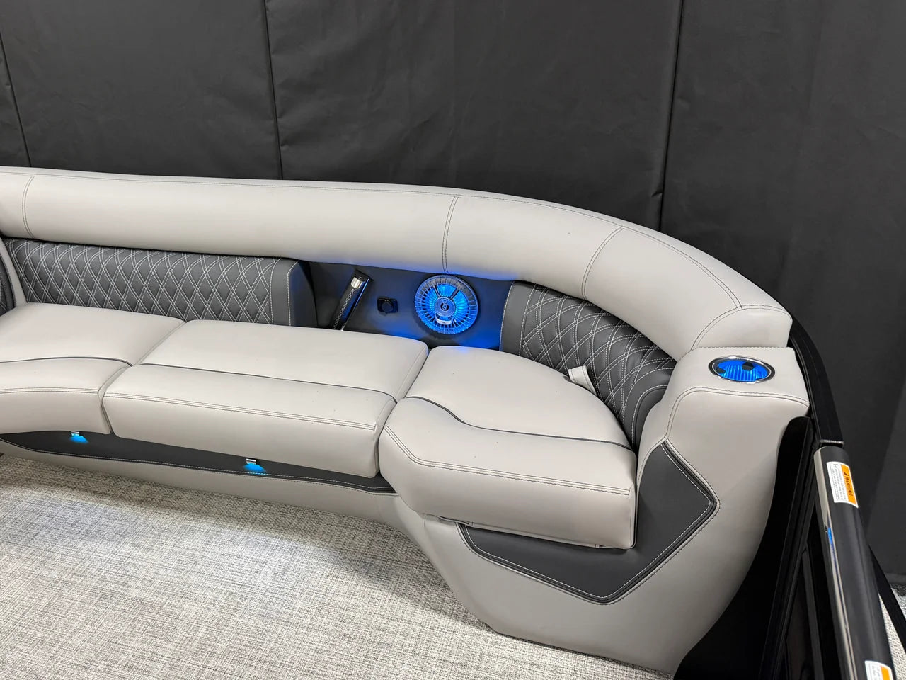 2027 Barletta LUSSO25QCSS 25.0 feet, Nisswa, Minnesota #27