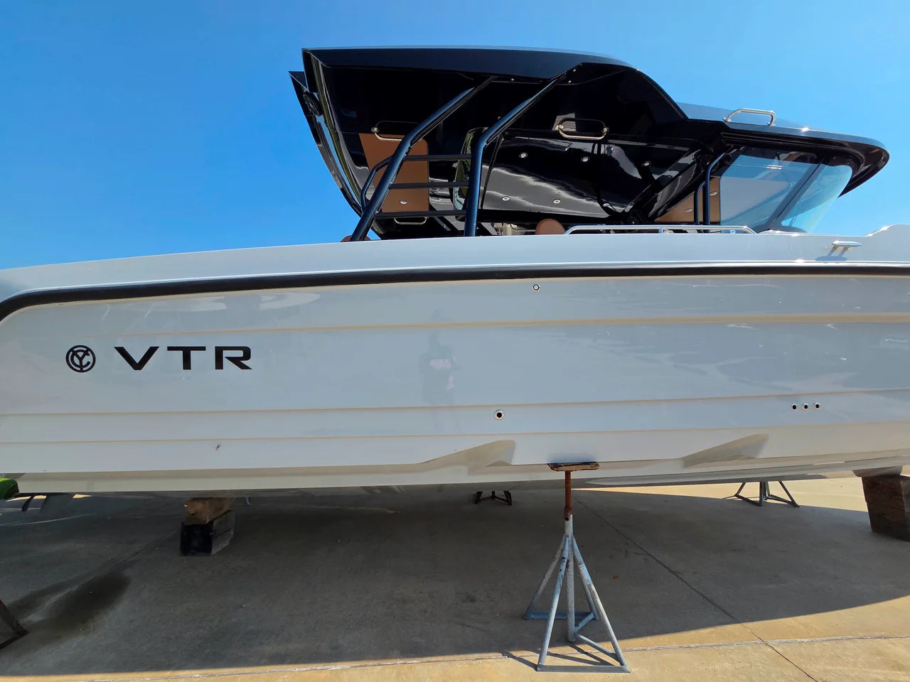 2027 Cruisers Yachts 38 VTR 38.0 feet, Monkey Island, OK #2