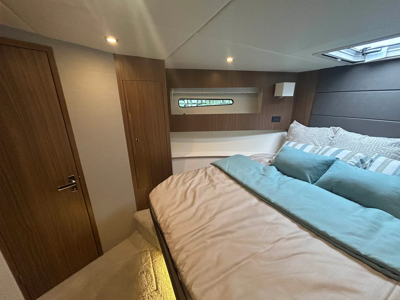 2026 Cruisers Yachts 42 Cantius 42.0 feet, Grasonville, MD #56