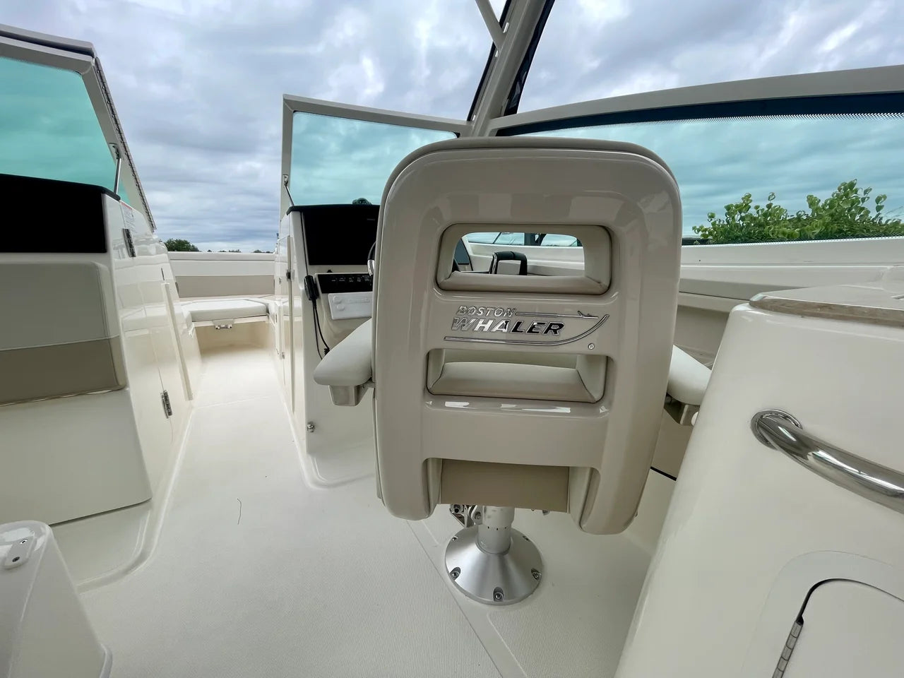 2027 Boston Whaler 280 Vantage 27.0 feet, Danvers, Massachusetts #20