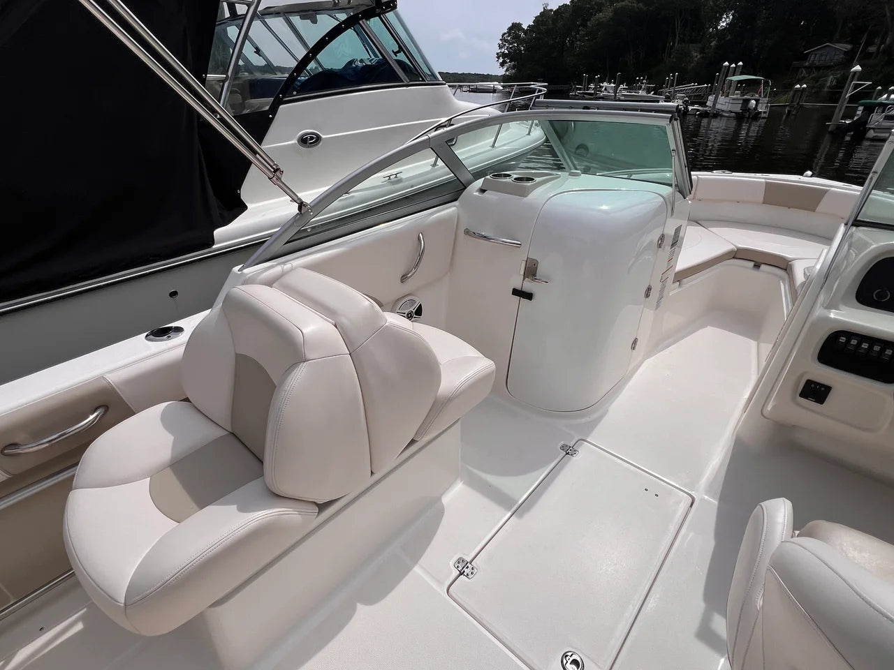 2017 Robalo R227 21.0 feet, Wakefield, RI #31