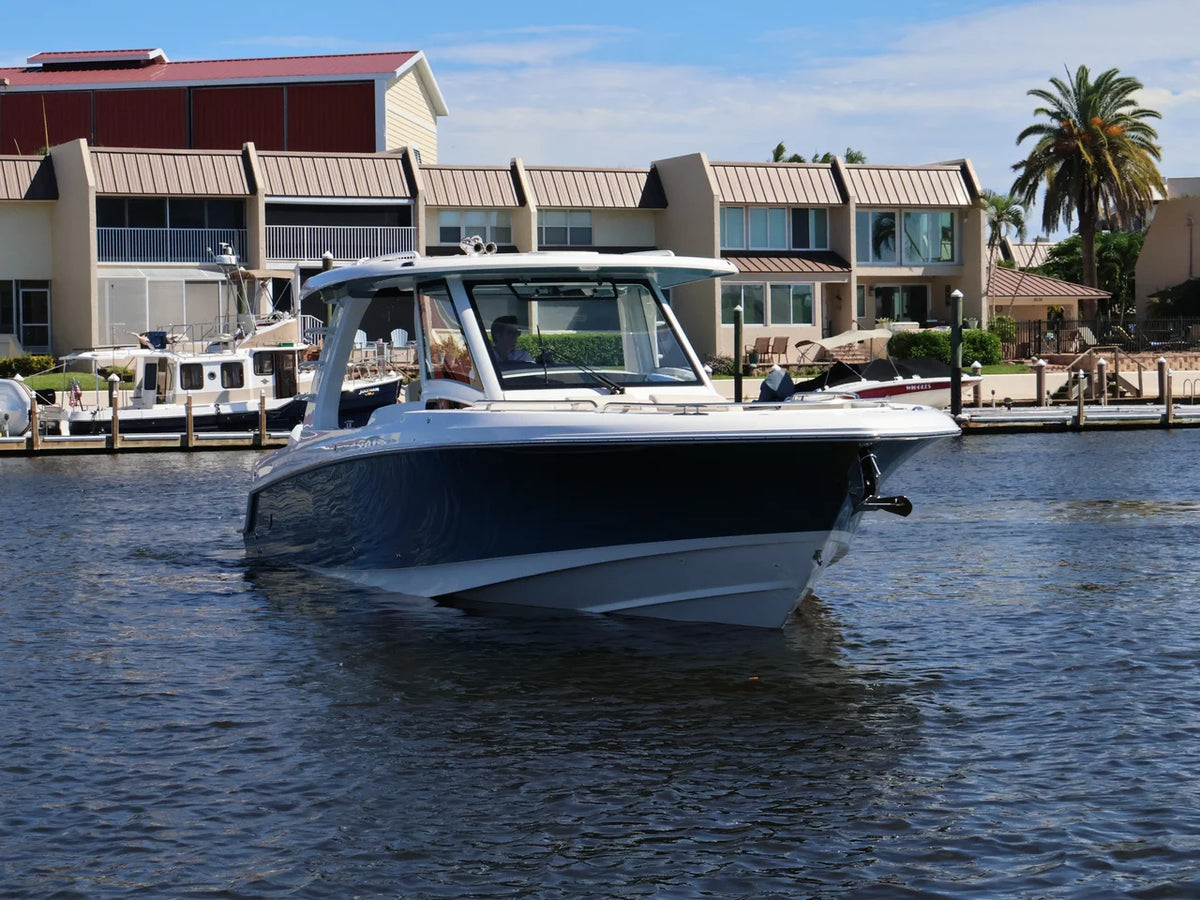 2027 Boston Whaler 350 Realm 35.0 feet, Naples, Florida #6