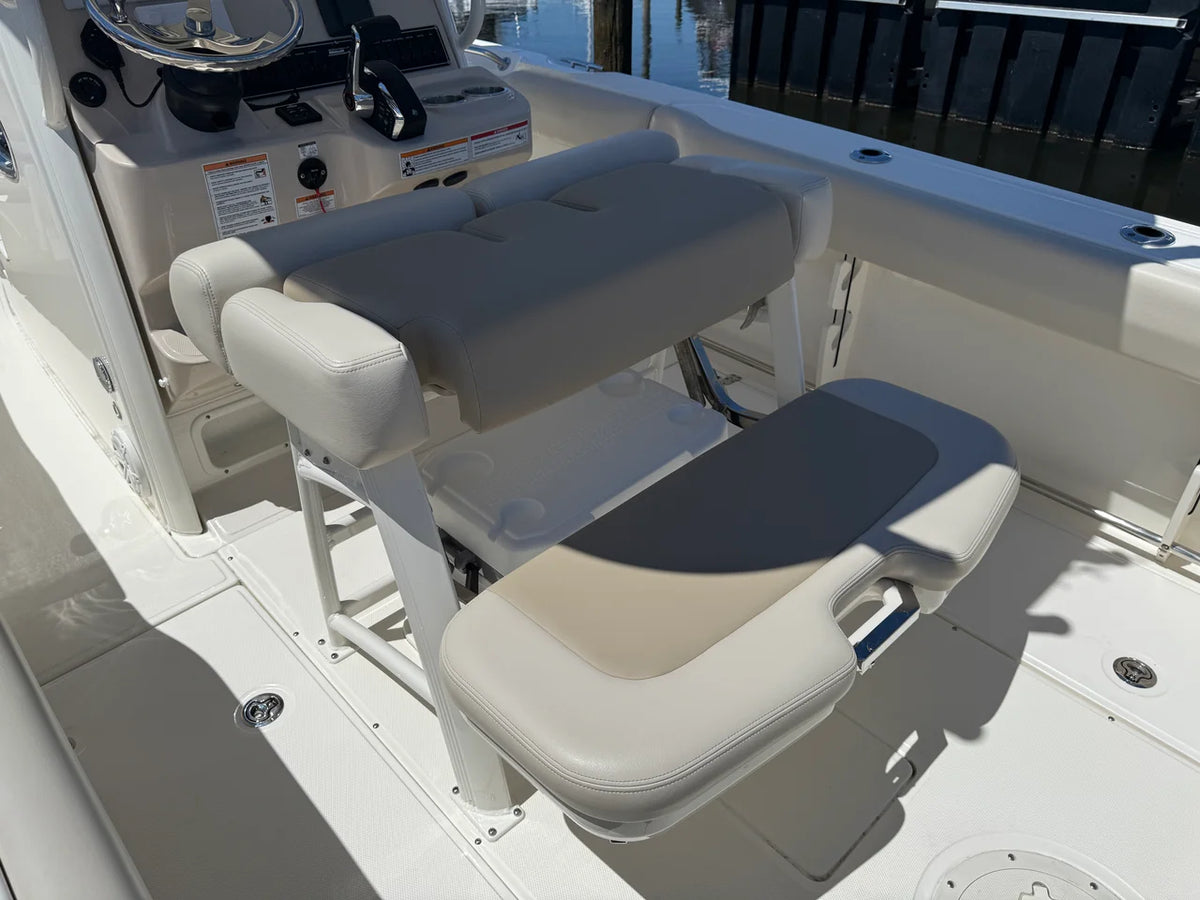 2024 Boston Whaler 230 OUTRAGE 23.0 feet, Westbrook, Connecticut #32